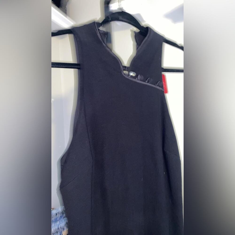 Josie Natori
Black Cheongsam Dress - Picture 6 of 12